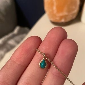 Kendra Scott necklace